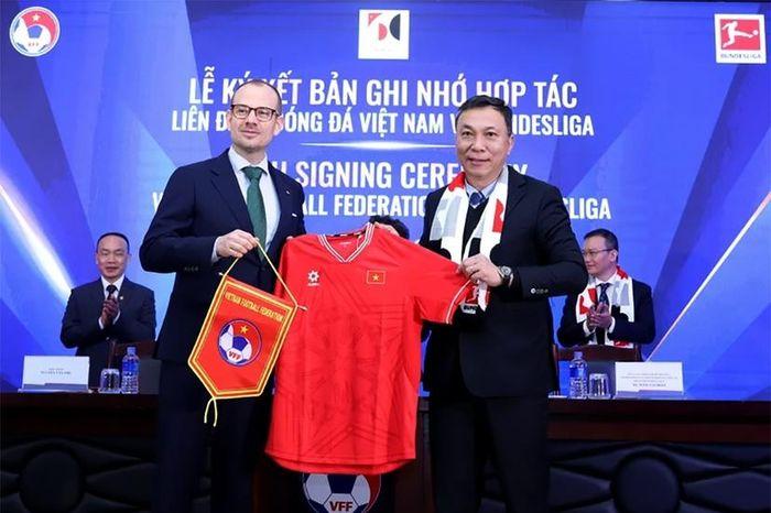 Sự gắn kết của cổ động viên Bundesliga và tác động tích cực đến chiến lược tài chính câu lạc bộ bóng đá