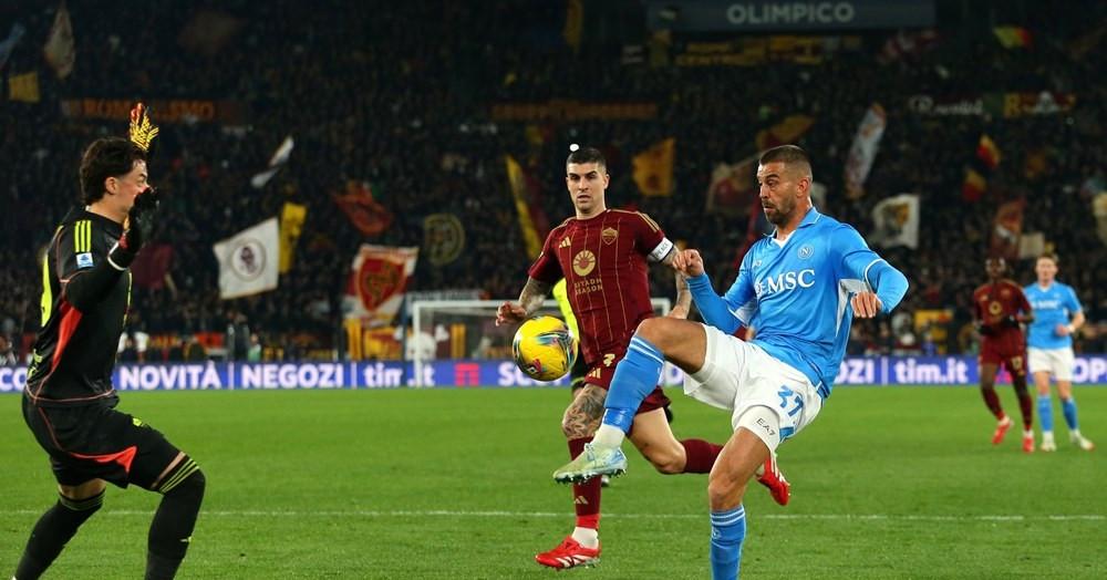 Phân tích sự thay đổi trong chiến thuật của Juventus dưới thời HLV Allegri gần đây, nhấn mạnh tính thực dụng và linh hoạt