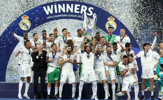 Hệ thống phòng ngự Real Madrid thay đổi chiến thuật hiệu quả sau mùa 2020-2021 với Militao, Alaba và sự xuất sắc của Courtois.
