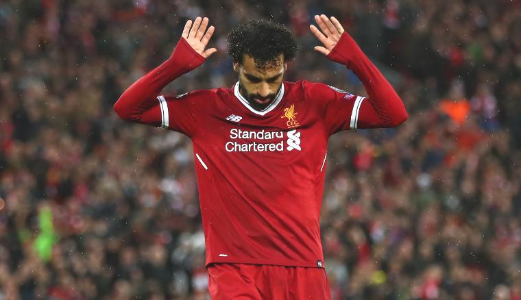 Mohamed Salah ăn mừng sau khi ghi bàn thắng đầu tiên trong trận Liverpool 5-2 Roma tại bán kết Champions League 2018