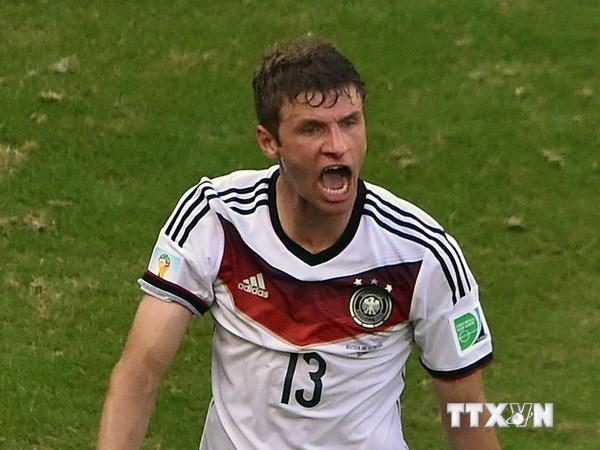 Tiền đạo Thomas Müller ăn mừng bàn thắng quan trọng cho đội tuyển Đức tại World Cup 2014, một trong những người hùng ghi bàn hàng đầu