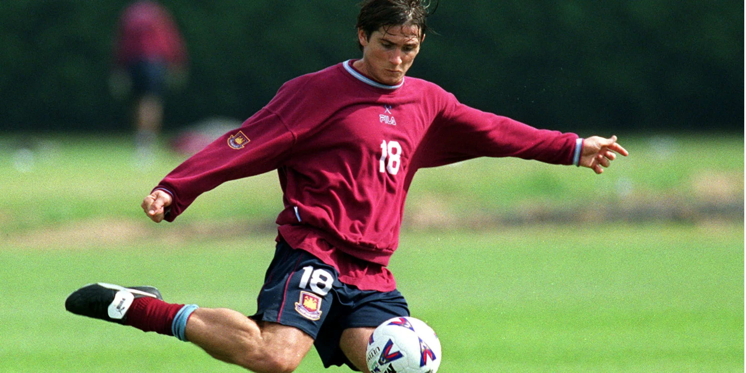 Frank Lampard thời còn thi đấu cho West Ham