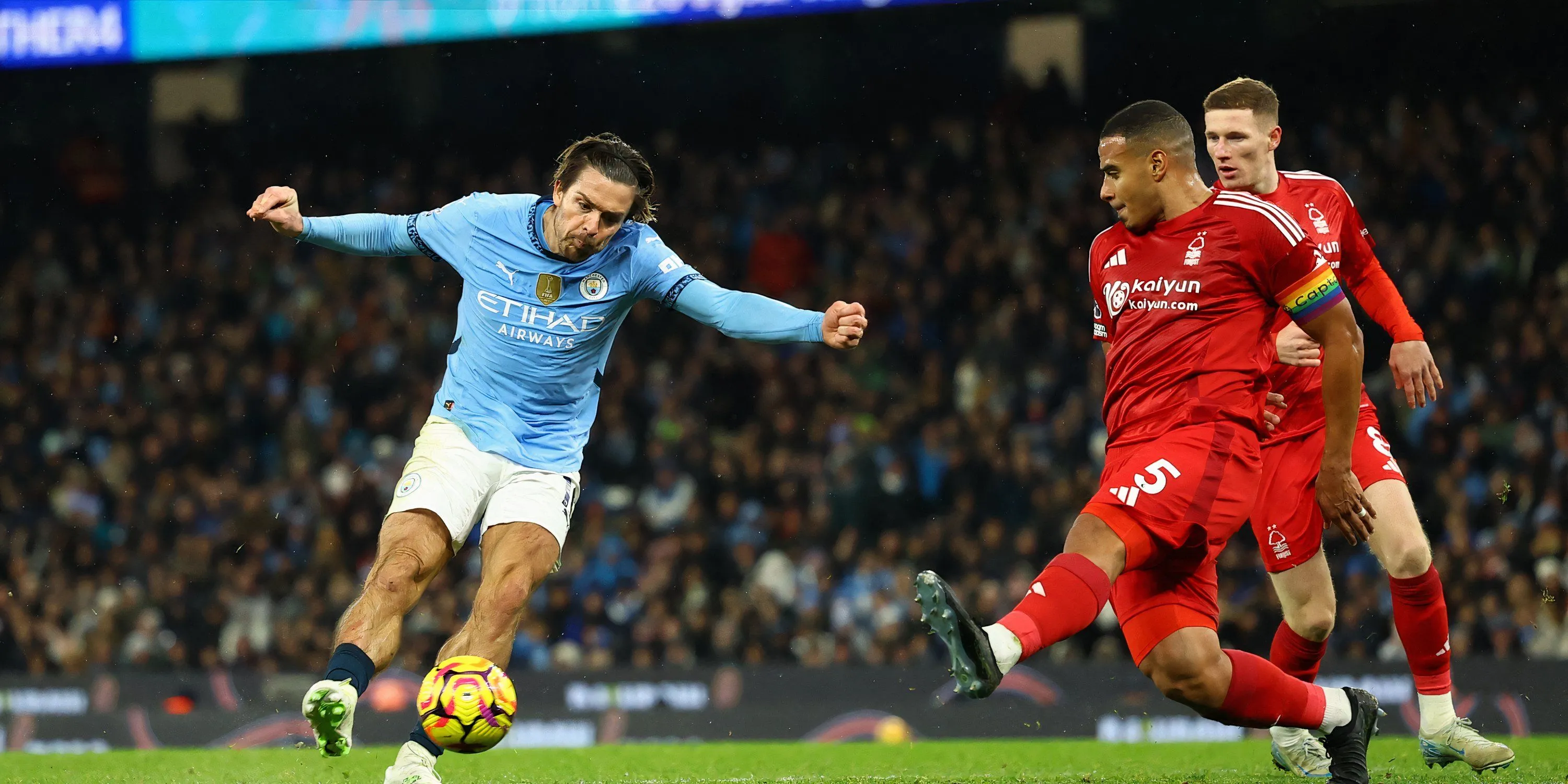 Jack Grealish trong màu áo Manchester City