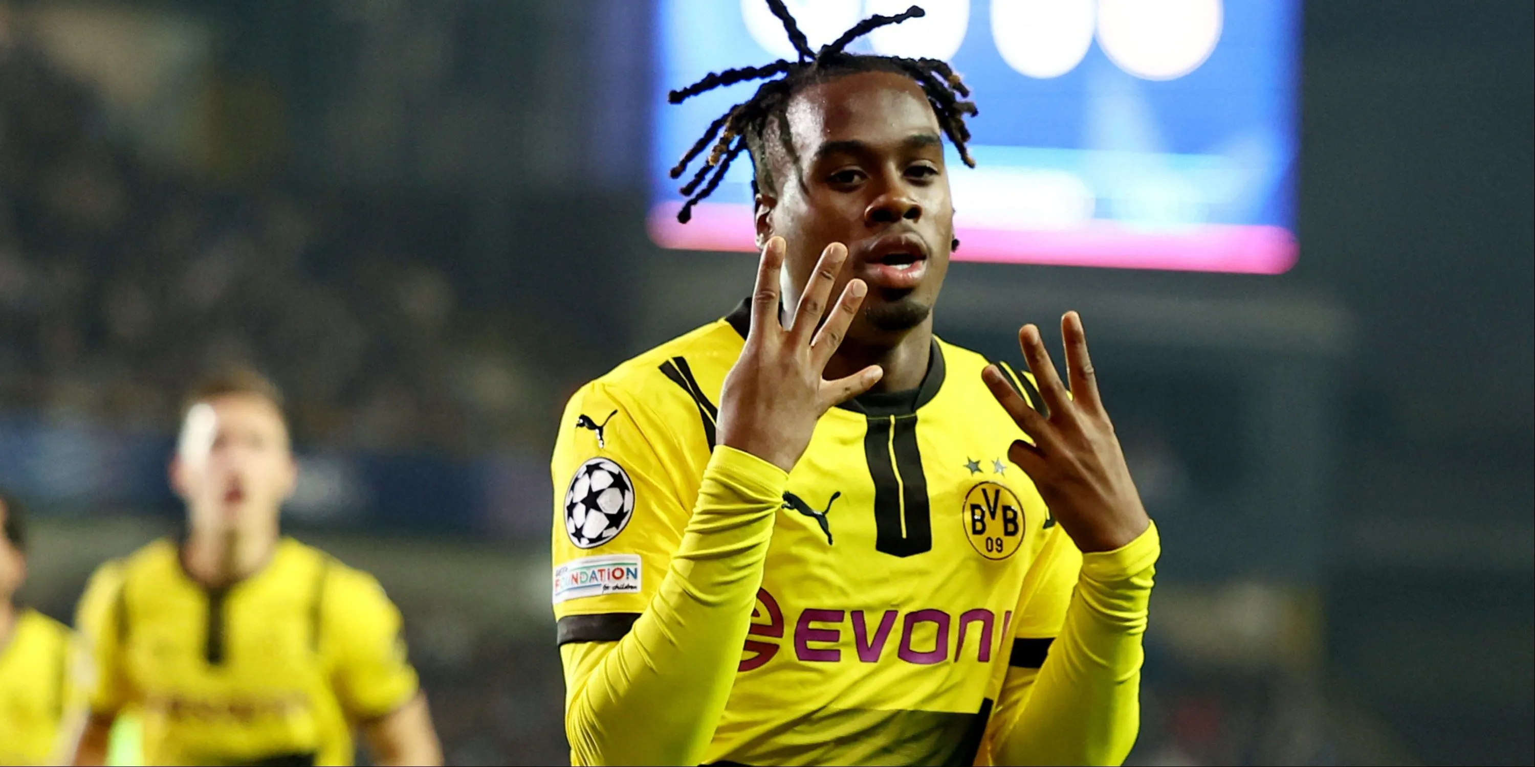 Jamie Gittens tài năng trẻ Dortmund trong tầm ngắm Arsenal