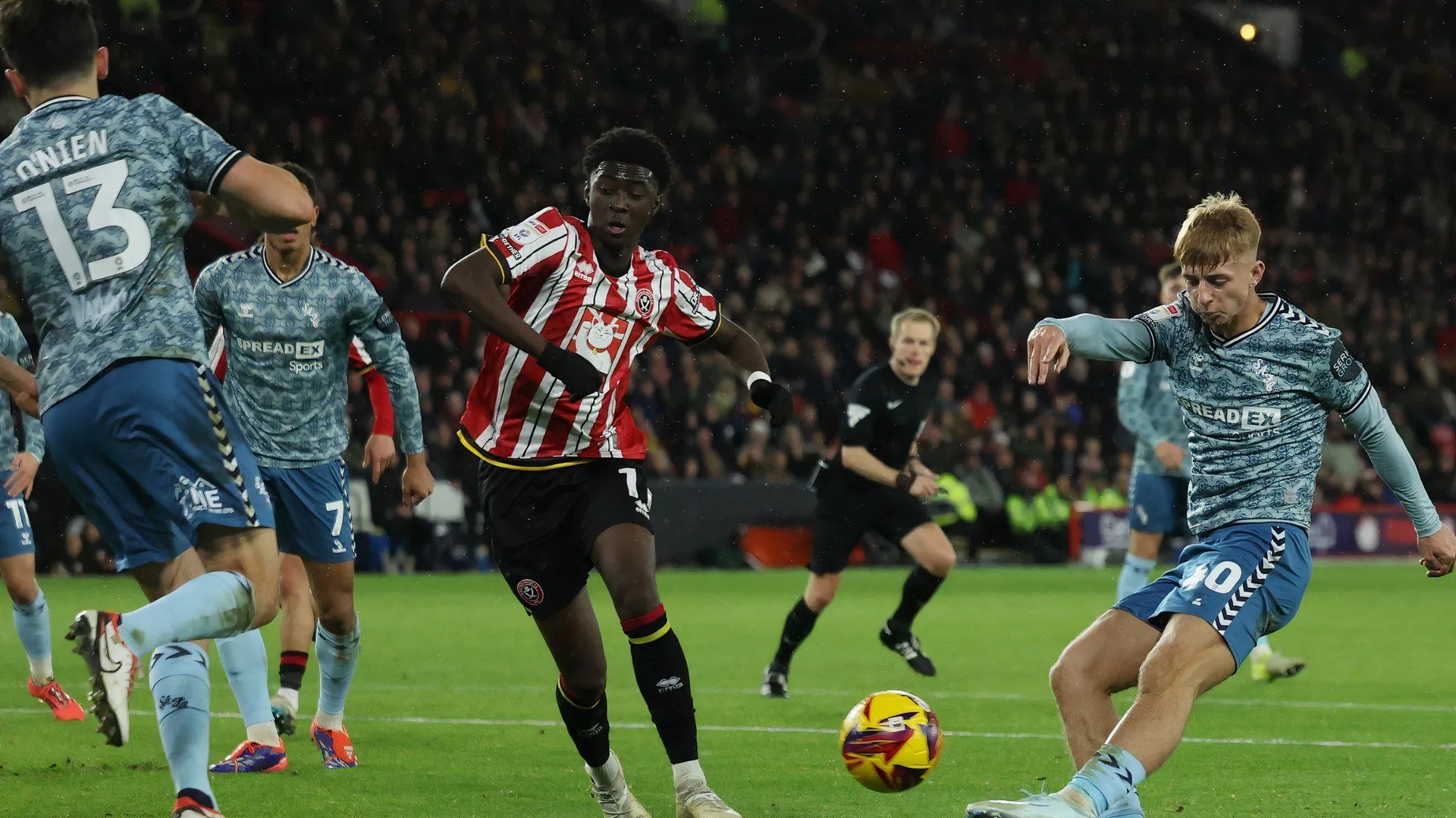 Arsenal Vượt Mặt Chelsea, Dẫn Đầu Cuộc Đua Giành Jamie Gittens