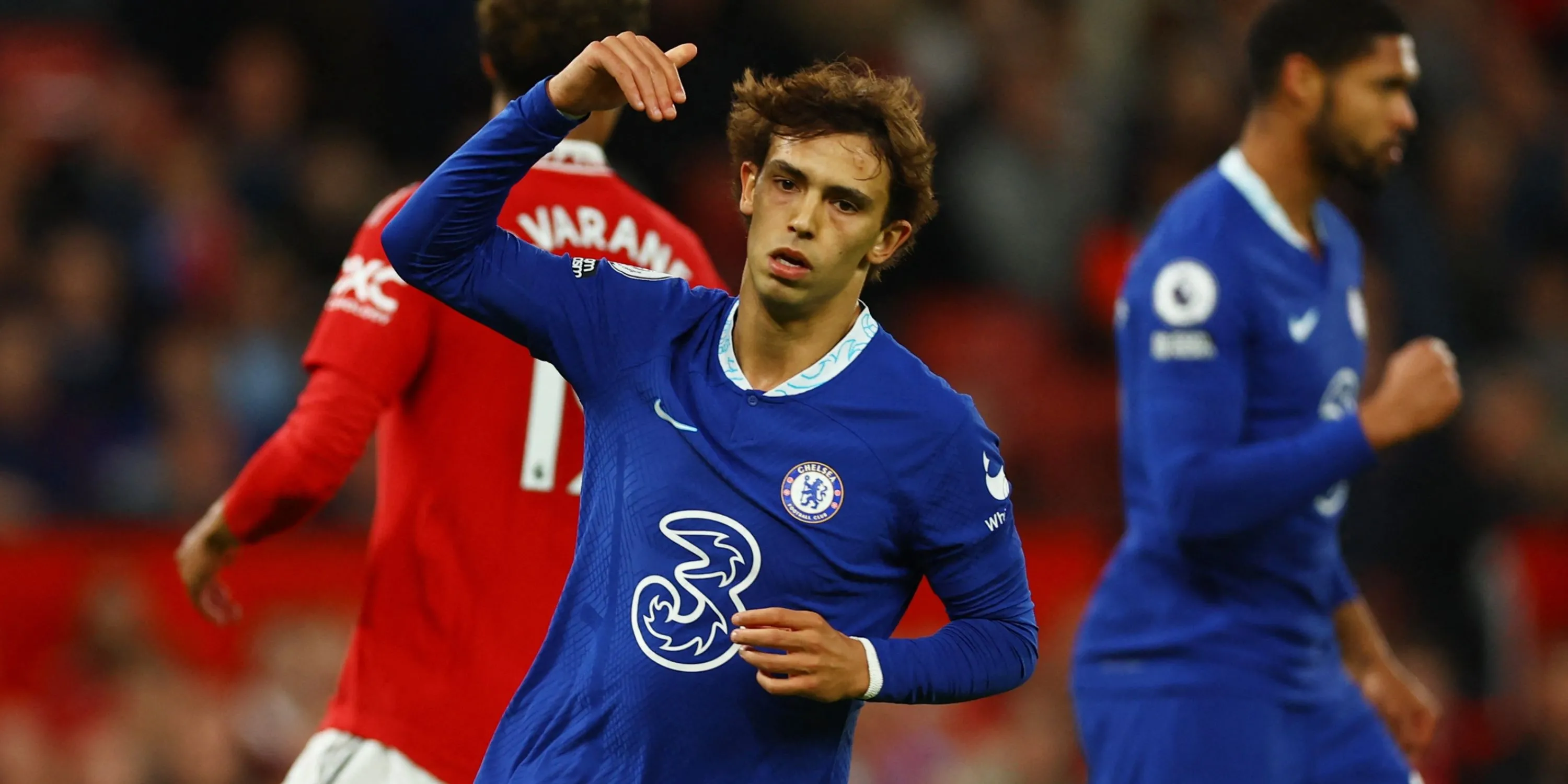 Joao Felix an mung ban thang trong mau ao Chelsea