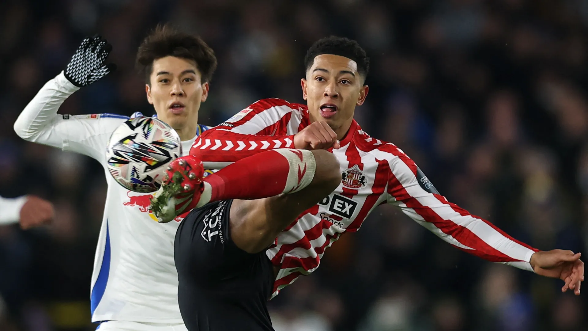 Jobe Bellingham trong màu áo Sunderland thể hiện tiềm năng tại Championship