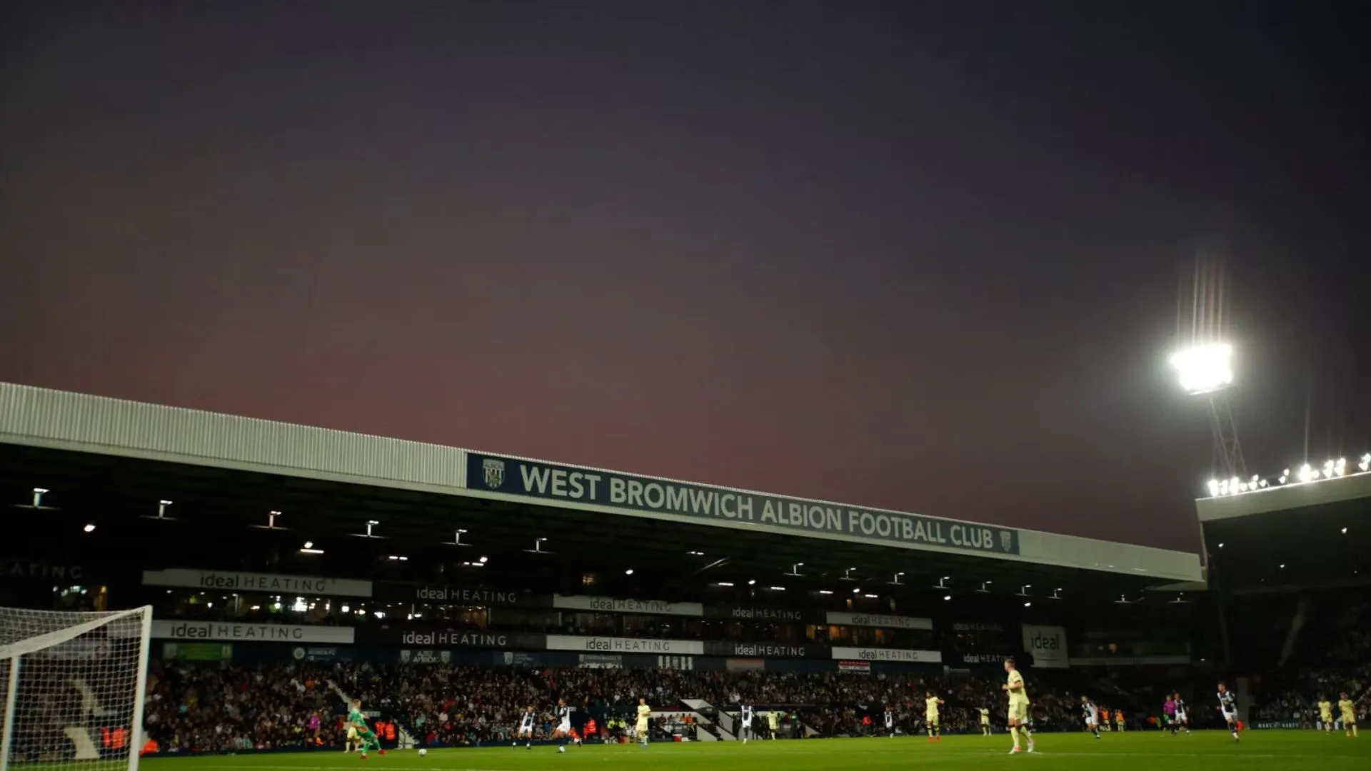 Sân vận động The Hawthorns của West Brom nhìn từ trên cao