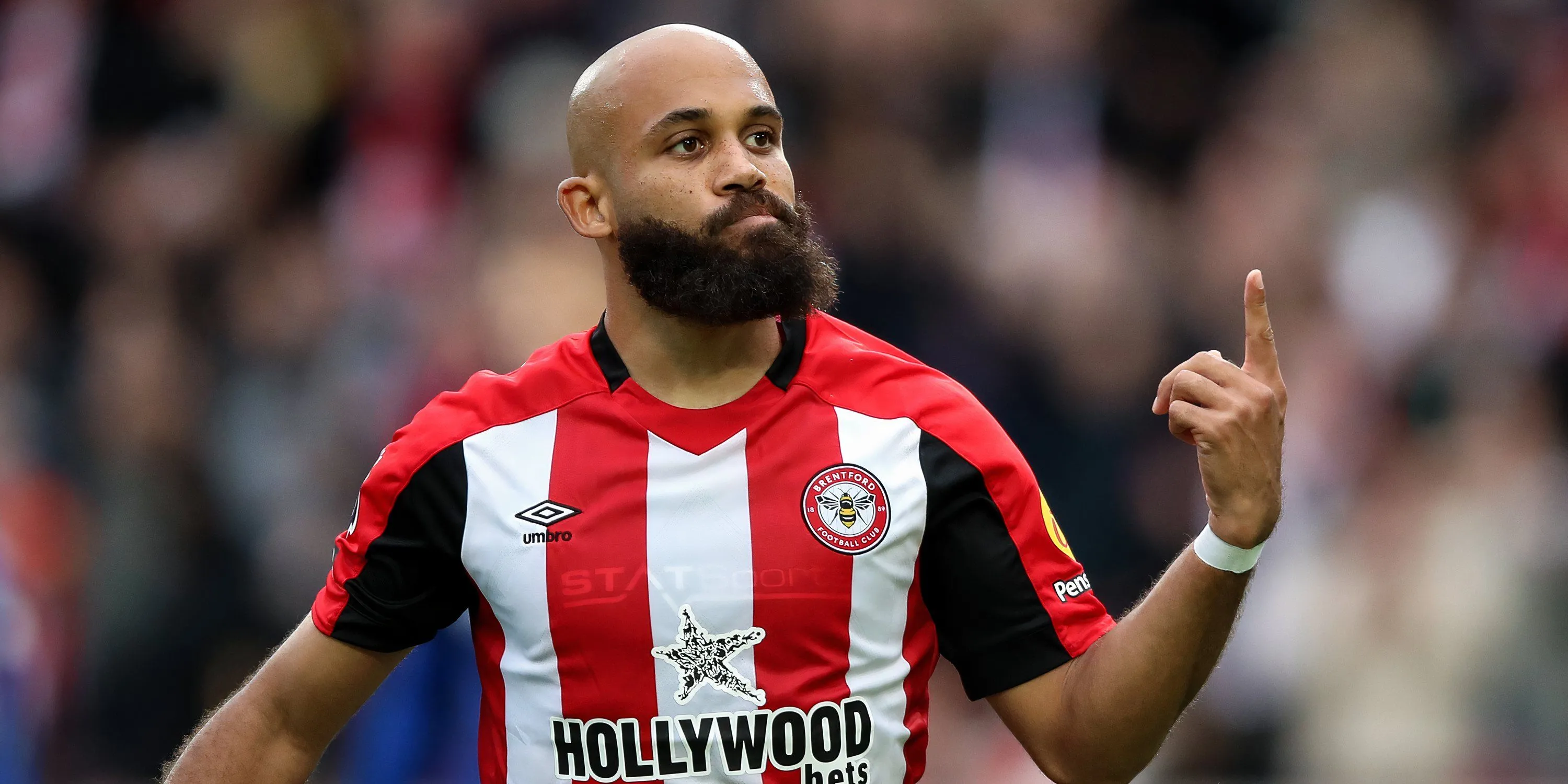 Bryan Mbeumo ăn mừng bàn thắng cho Brentford tại Ngoại hạng Anh