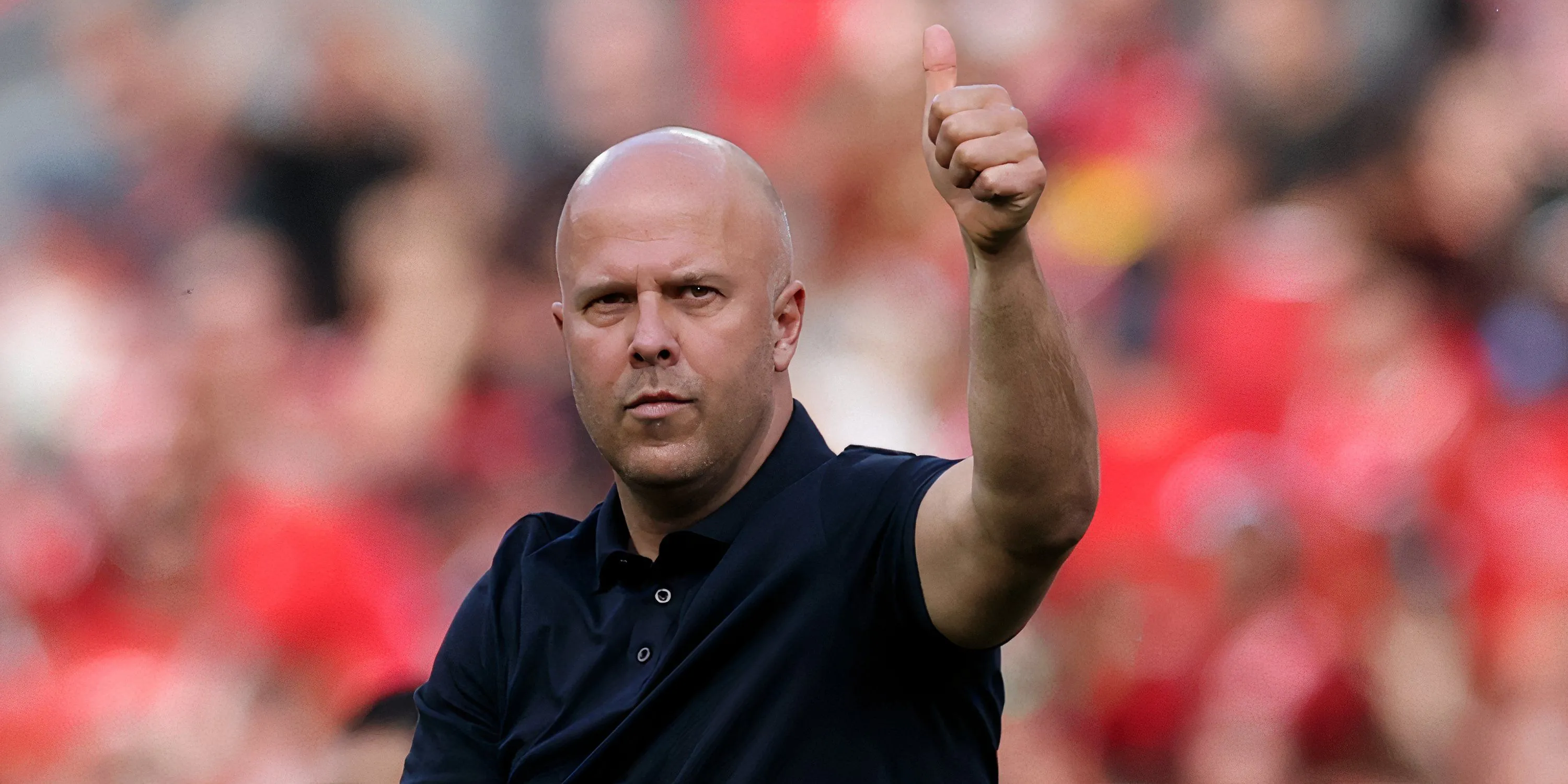 Huấn luyện viên Arne Slot của Liverpool trong kỳ chuyển nhượng hè