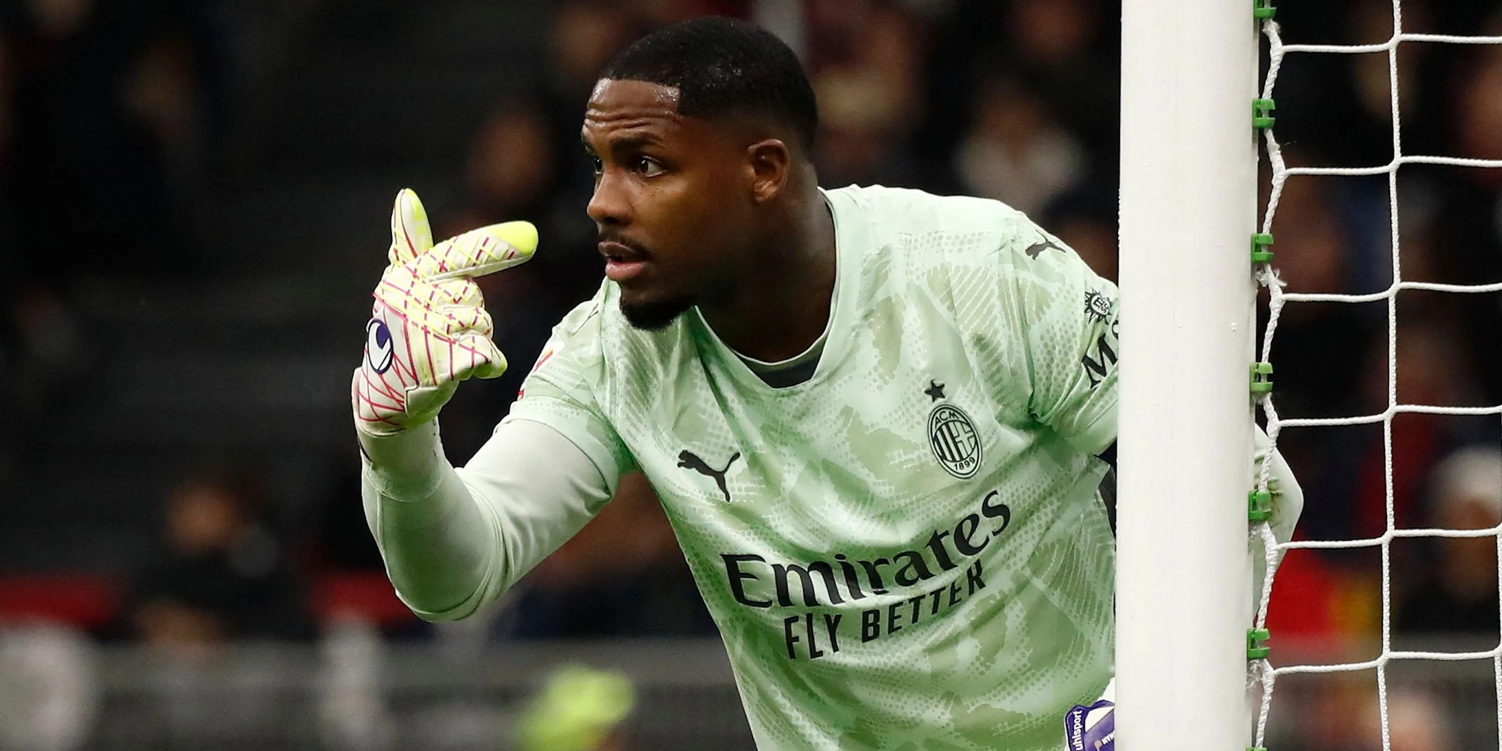 Mike Maignan, thủ môn của AC Milan, mục tiêu chuyển nhượng của Chelsea
