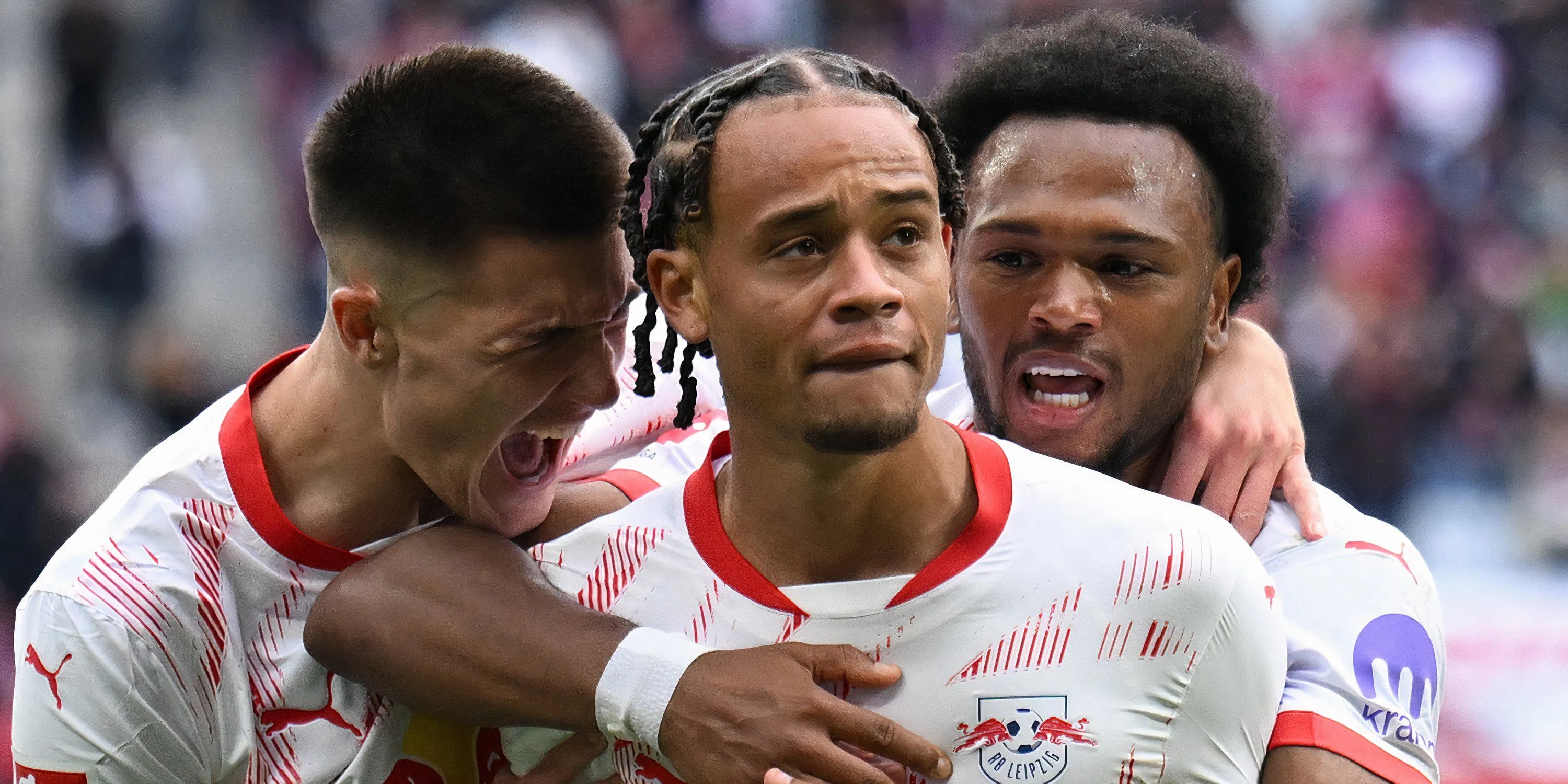 Xavi Simons ăn mừng trong màu áo RB Leipzig