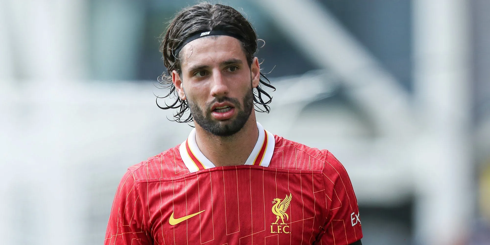 Dominik Szoboszlai được thử nghiệm ở nhiều vai trò khác nhau trong hàng tiền vệ của Liverpool dưới thời Arne Slot