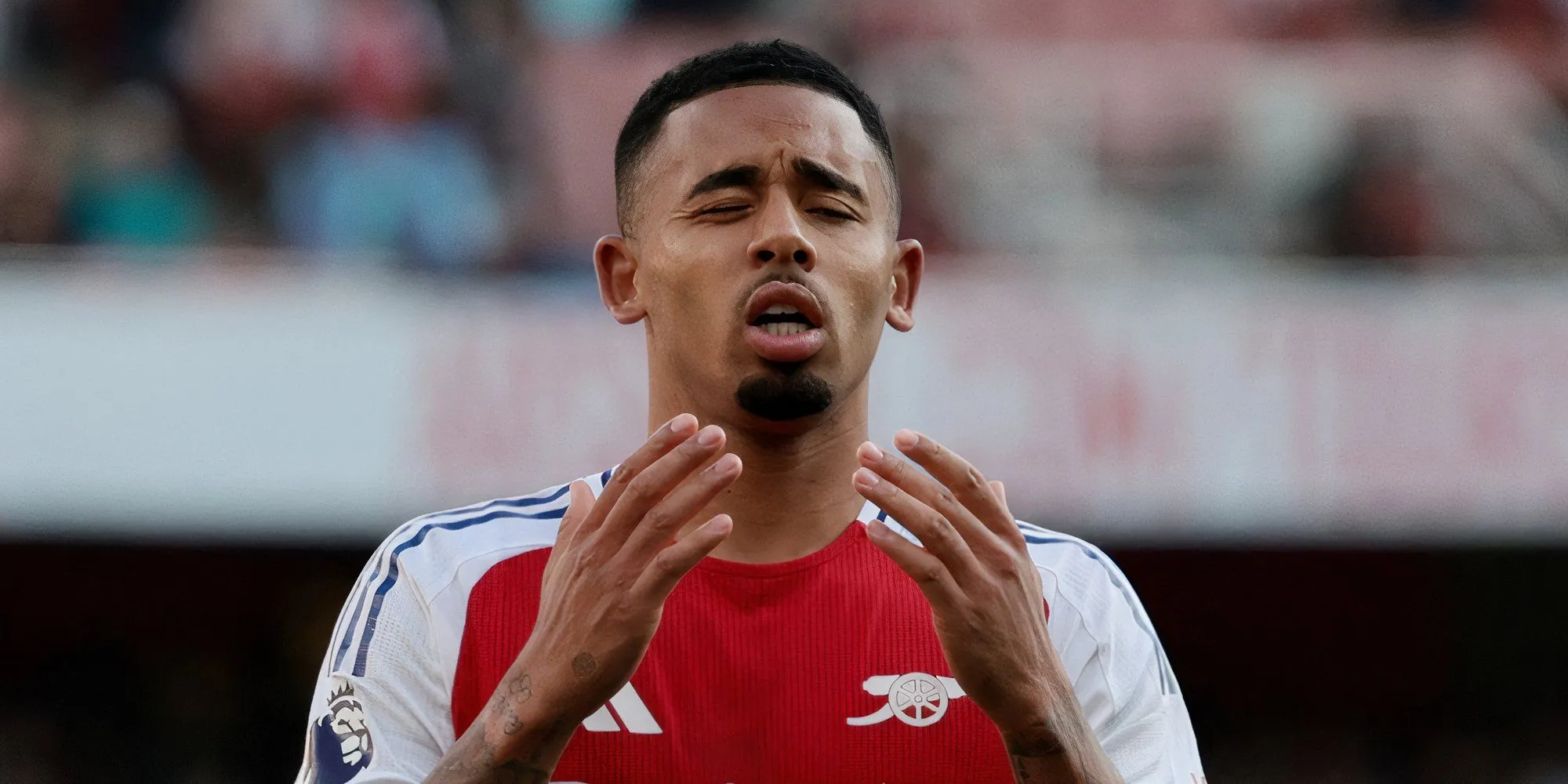 Gabriel Jesus trong màu áo Arsenal đối mặt tương lai bất định