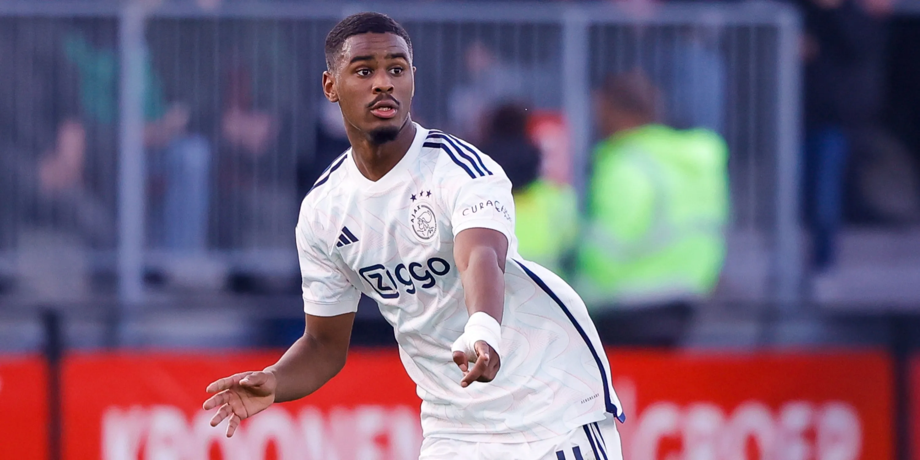 Jorrel Hato - Hậu vệ trẻ đầy triển vọng của Ajax
