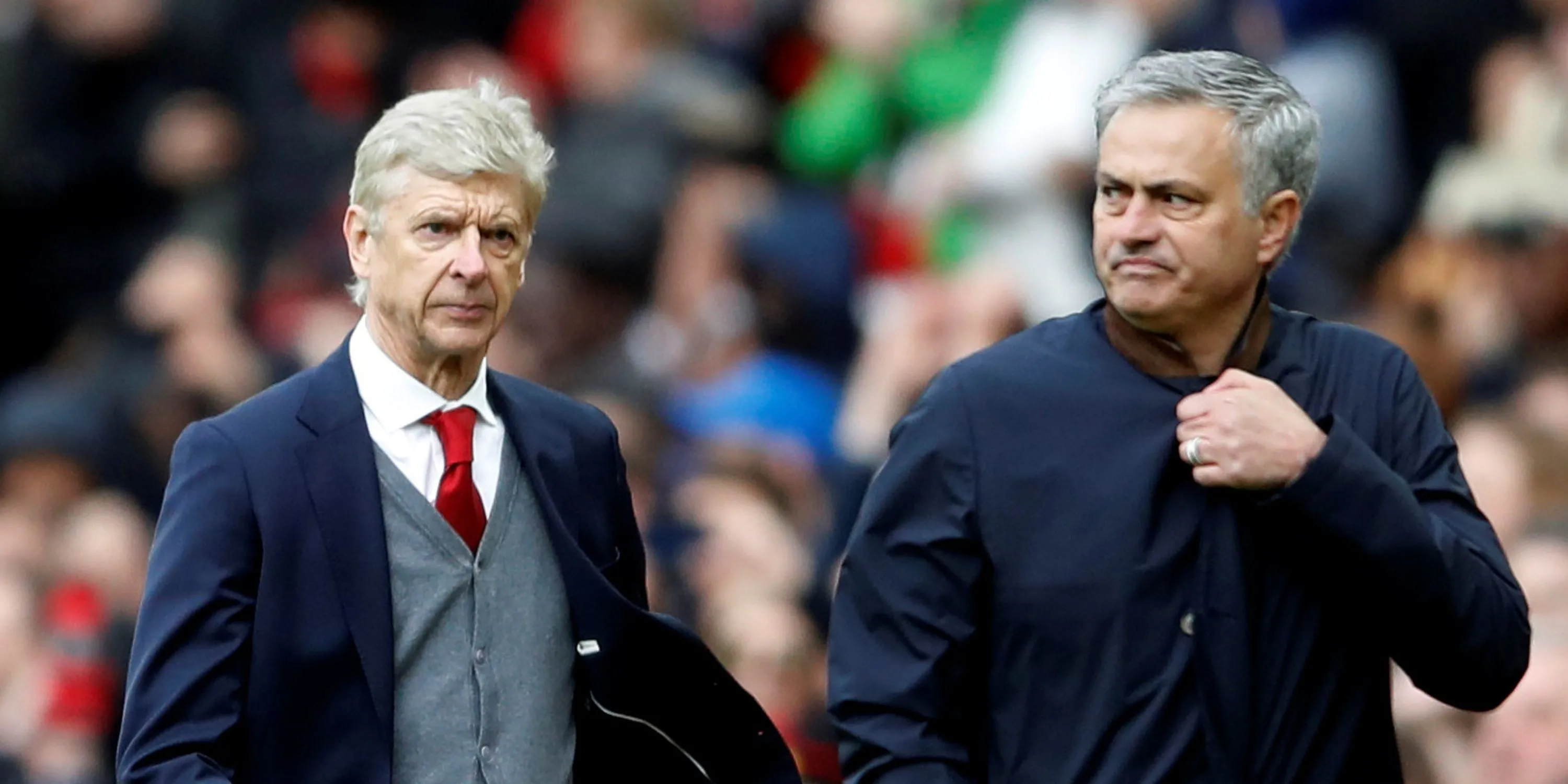 Jose Mourinho và Arsene Wenger, hai huấn luyện viên huyền thoại, cũng từng ấn tượng với bầu không khí cuồng nhiệt tại các sân cỏ Ngoại hạng Anh.