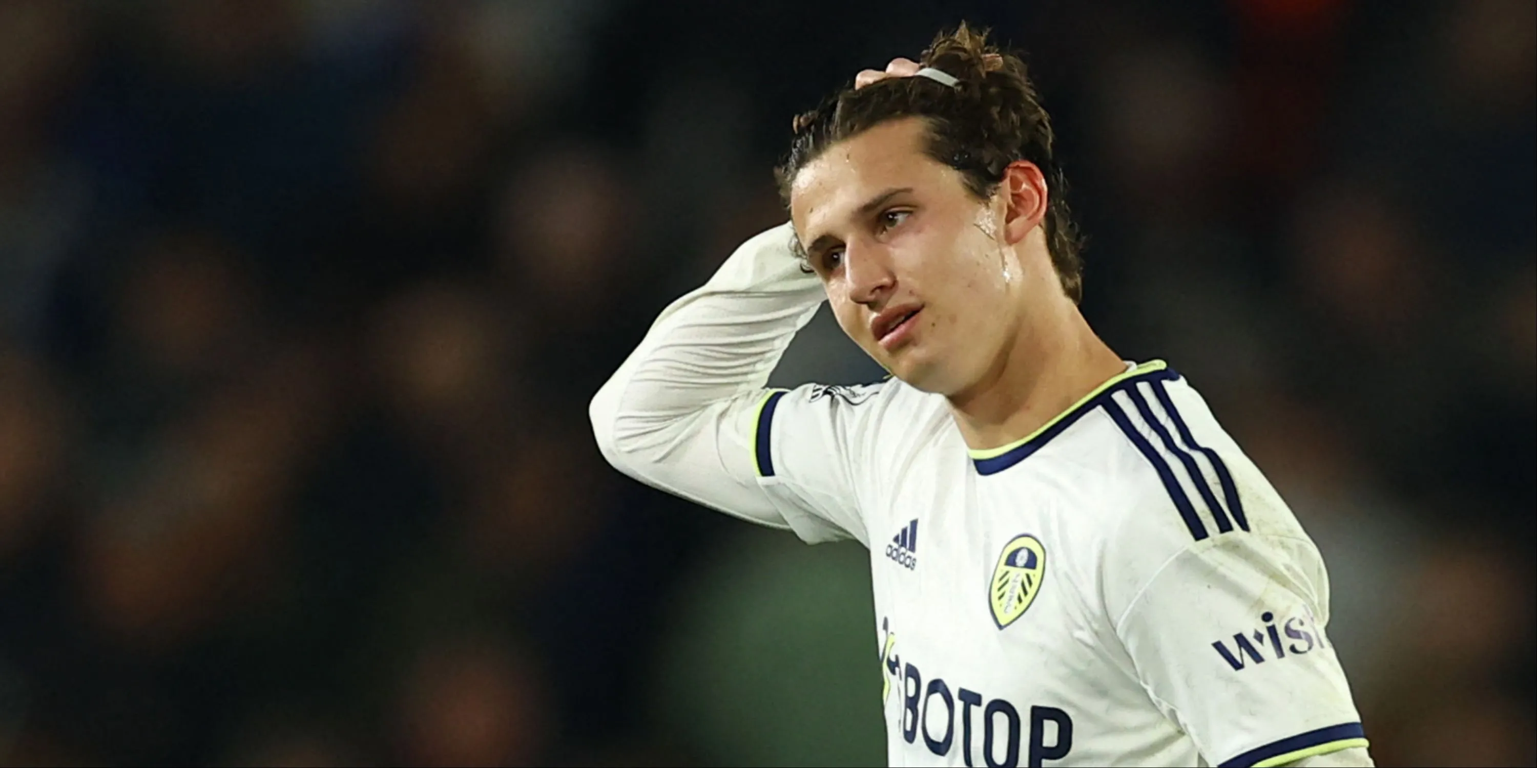 Aaronson trong màu áo Leeds dưới thời Jesse Marsch tại Elland Road