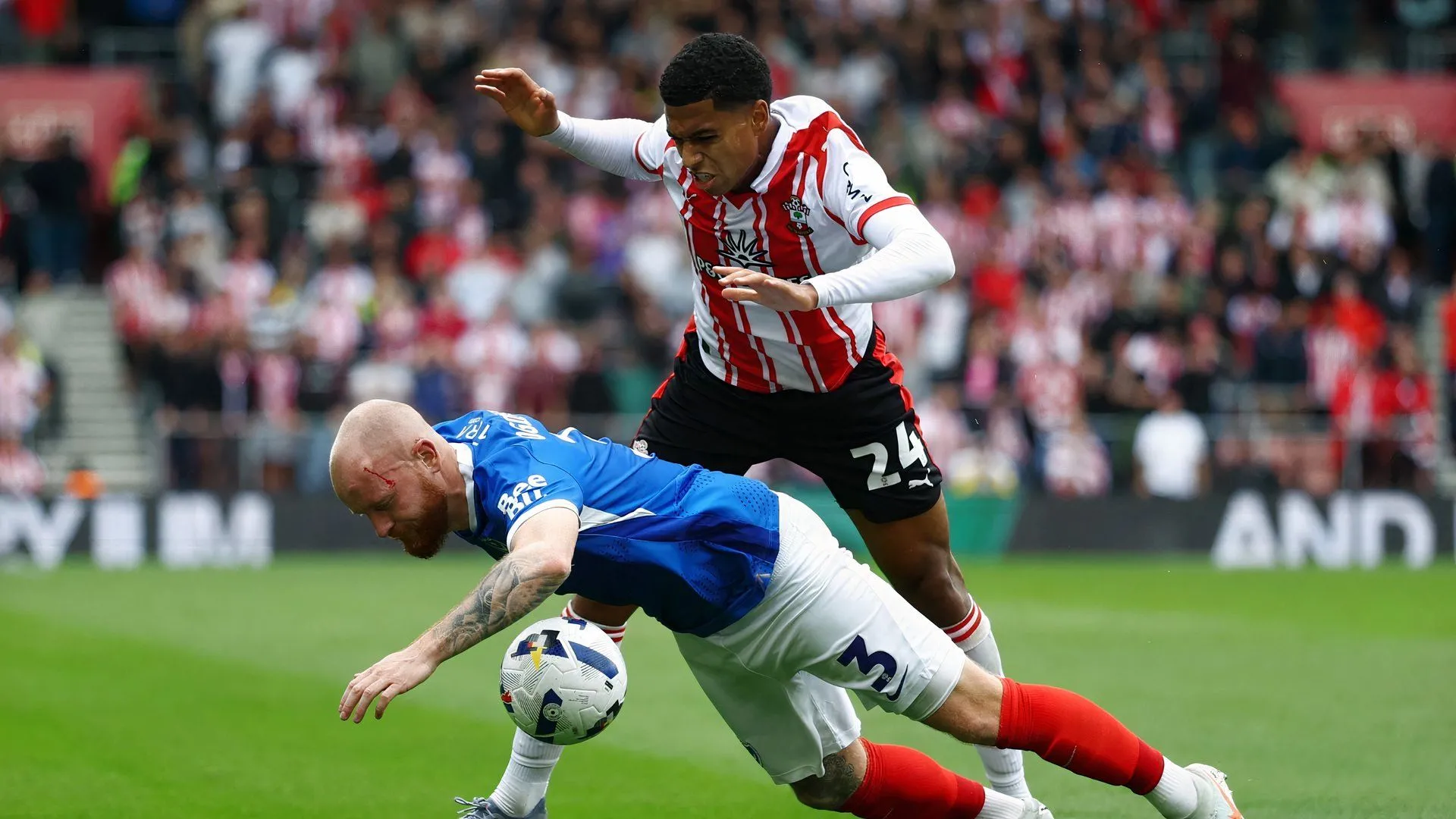 Các cầu thủ Southampton trong buổi tập, chuẩn bị cho chuyến làm khách gặp Blackburn Rovers ở Ewood Park