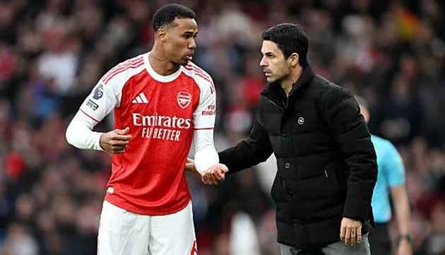 Gabriel Magalhaes bộc lộ tố chất thủ lĩnh và khả năng tham gia tấn công trong các tình huống cố định.